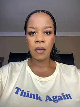 THICKBUNNYCHICKxxx online show from February 17, 8:15 pm