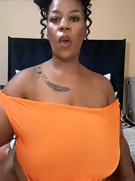 THICKBUNNYCHICKxxx online show from February 20, 10:38 am