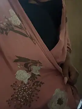 THICKBUNNYCHICKxxx online show from March 22, 8:12 pm