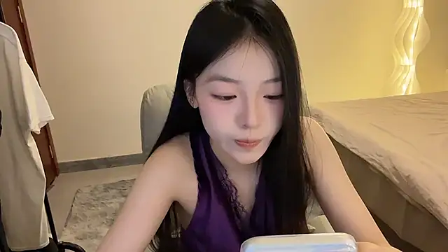 Robin-o3 online show from April 19, 6:10 pm