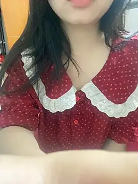 Snapshot of Luzizi- chatting on September 19, 1:51 am Luzizi- online show from September 19, 1:51 am