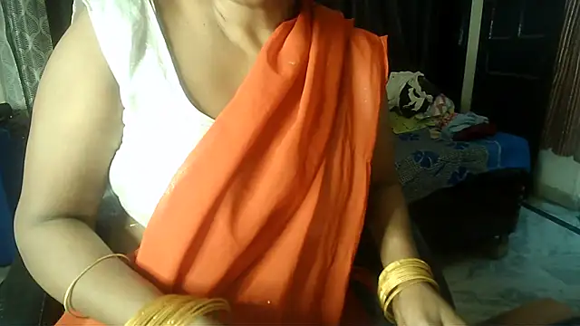 Snapshot of Anaconda-Mall chatting on April 27, 8:40 pm Anaconda-Mall online show from April 27, 8:40 pm