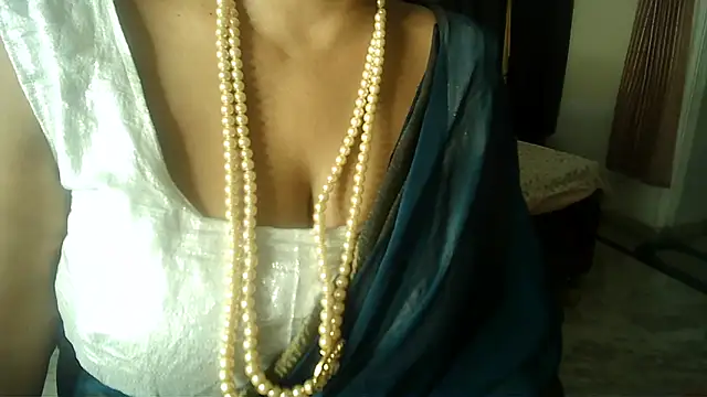 Snapshot of Anaconda-Mall chatting on May 7, 5:29 pm Anaconda-Mall online show from May 7, 5:29 pm