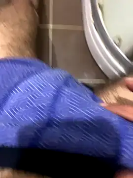 Snapshot of BatchedTracer chatting on October 25, 11:29 am BatchedTracer online show from October 25, 11:29 am