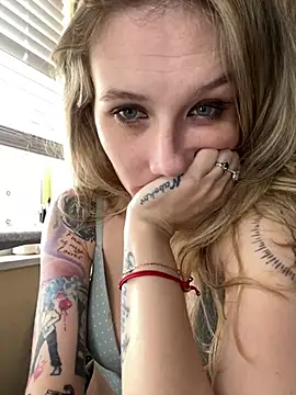 AutumnTides online show from February 22, 5:00 pm