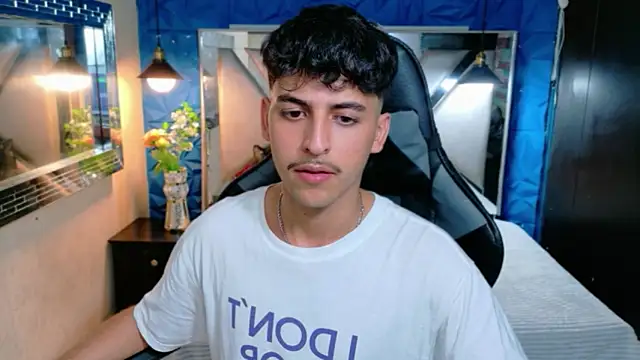 Alan Del Reyx online show from February 22, 2:34 am