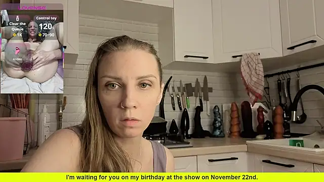 Snapshot of Edena_ chatting on November 13, 8:30 pm Edena online show from November 13, 8:30 pm