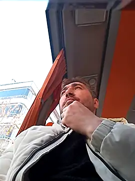 mert0359 online show from December 2, 1:28 pm