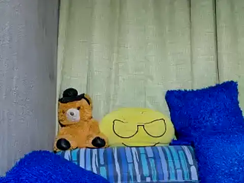 xxloveheart online show from March 14, 10:15 pm