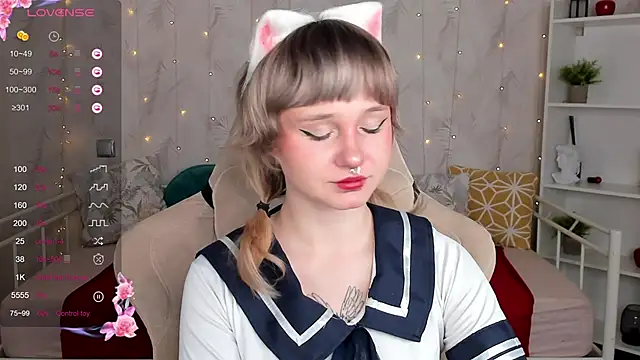 Tori Cutie online show from March 19, 12:03 am