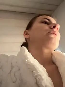 IsabellaEtha online show from December 15, 10:08 am