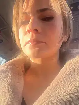 IsabellaEtha online show from March 23, 7:12 am