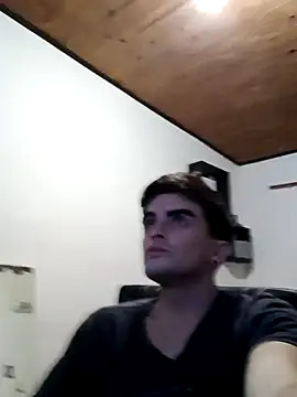 Snapshot of Rodrigo99_9 chatting on April 4, 8:17 pm Rodrigo99 9 online show from April 4, 8:17 pm