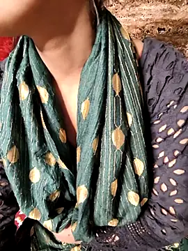 Snapshot of Indian-Aleena chatting on September 11, 4:29 pm Indian-Aleena online show from September 11, 4:29 pm