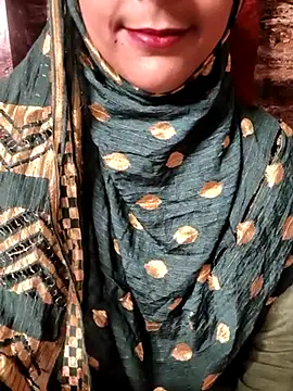 Snapshot of Indian-Aleena chatting on September 23, 8:01 pm Indian-Aleena online show from September 23, 8:01 pm