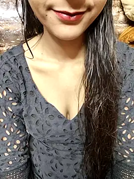 Snapshot of Indian-Aleena chatting on October 14, 7:09 am Indian-Aleena online show from October 14, 7:09 am