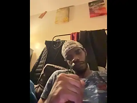 BigBDMari online show from February 11, 7:13 am