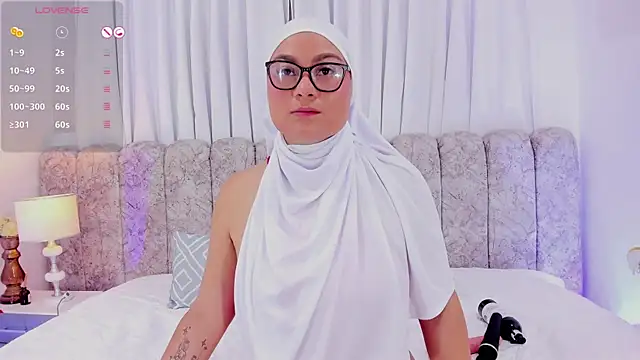 Snapshot of azaharaaa_ chatting on May 30, 11:40 am azaharaaa online show from May 30, 11:40 am