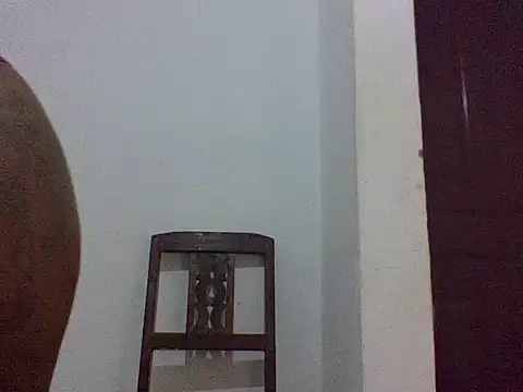 ThiqDoll online show from October 18, 8:20 pm