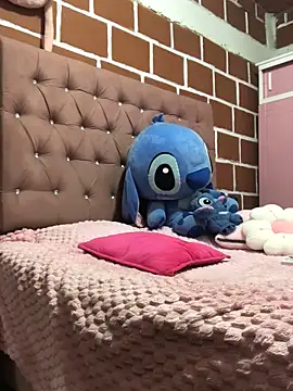 Rachellcooperrr online show from February 25, 11:36 pm