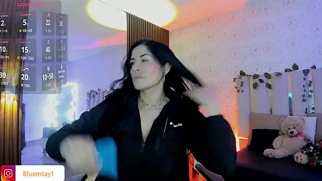 BLUE TAY1 online show from February 2, 11:53 am