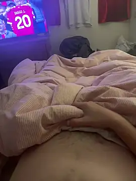 Snapshot of Hansonbloux chatting on September 23, 12:46 am Hansonbloux online show from September 23, 12:46 am