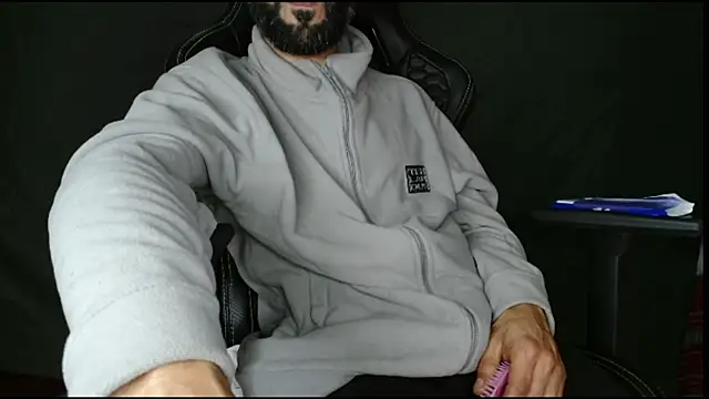 JUSTFORRICH online show from March 30, 4:13 am