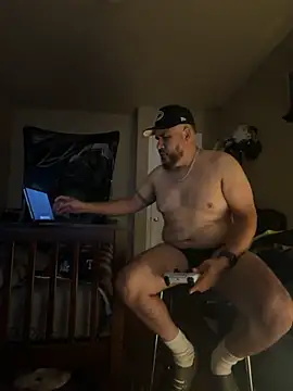 Snapshot of tangaman2280 chatting on June 10, 1:50 am tangaman2280 online show from June 10, 1:50 am