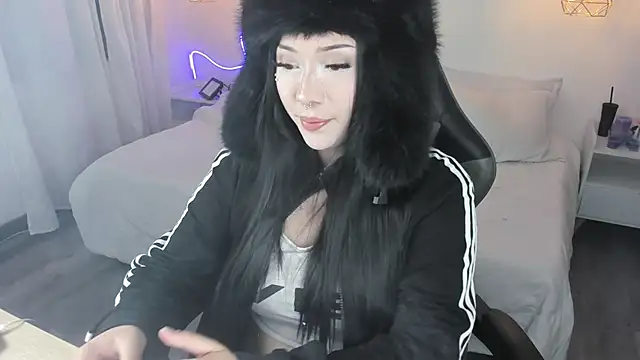 Noahcryptic online show from March 17, 6:28 am