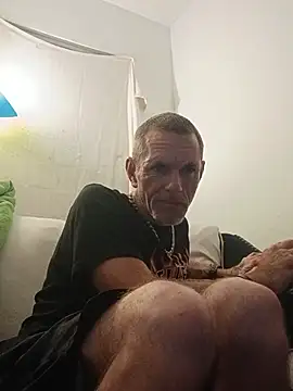 Snapshot of jarjar83 chatting on July 16, 9:48 am jarjar83 online show from July 16, 9:48 am