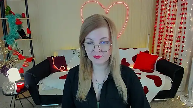 YourUniverser online show from February 24, 11:08 am