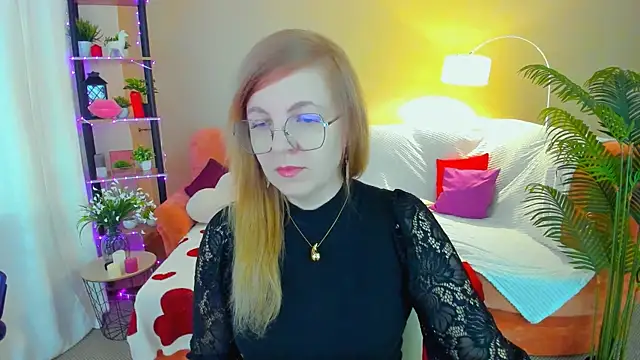 YourUniverser online show from March 18, 9:12 am