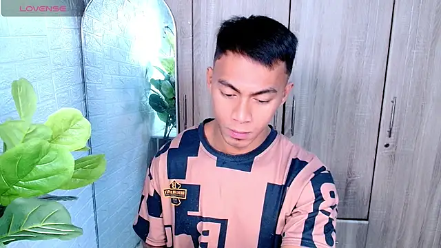 PinooyMilker online show from February 18, 3:24 am