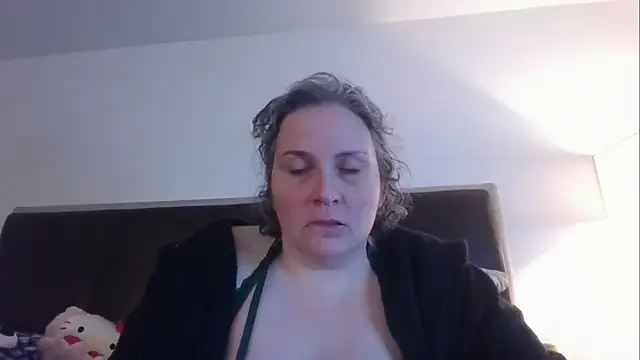 EdenArcadia online show from April 4, 8:56 am