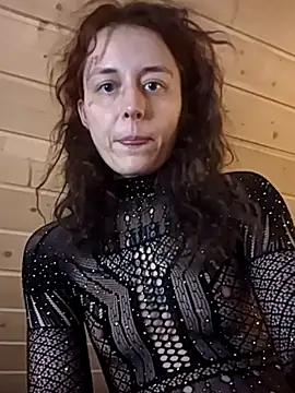 marijacucu online show from November 23, 7:41 am