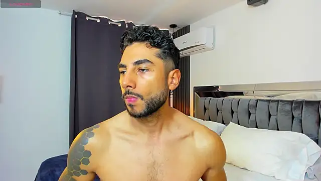 Snapshot of MARC_THOMPSON_ chatting on September 18, 3:03 pm MARC THOMPSON online show from September 18, 3:03 pm