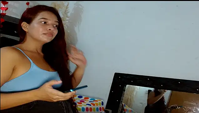 Snapshot of chica_sexy05 chatting on September 25, 8:34 pm chica sexy05 online show from September 25, 8:34 pm