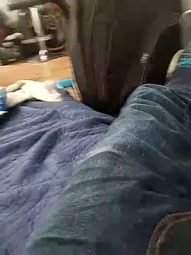 Snapshot of djcarey369159 chatting on October 1, 9:10 pm djcarey369159 online show from October 1, 9:10 pm