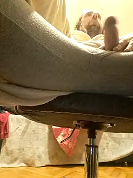 Snapshot of Niptalk84 chatting on October 29, 9:05 pm Niptalk84 online show from October 29, 9:05 pm