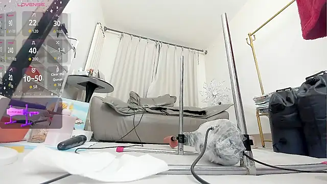 fox-yiyi online show from December 18, 12:11 pm