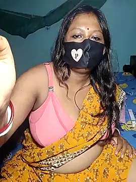 Snapshot of Hotty-rosni chatting on September 18, 12:01 am Hotty-rosni online show from September 18, 12:01 am