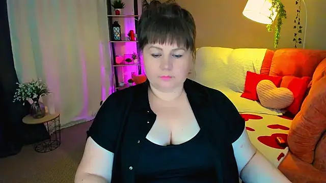 CrystaalStaar online show from July 19, 9:18 pm