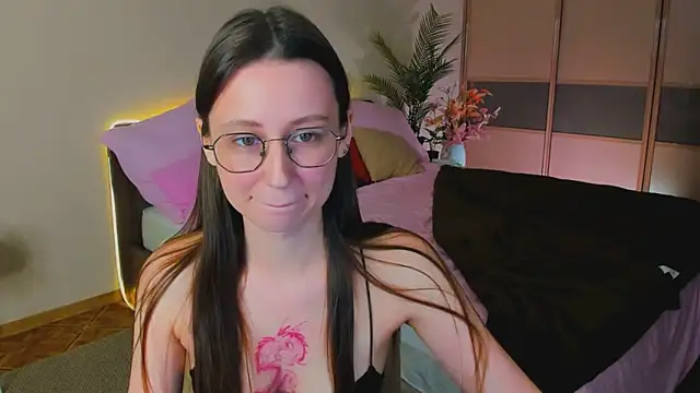 YourLovellyStory online show from April 19, 11:42 am