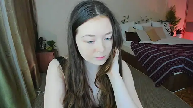 AlluringLookk online show from February 7, 10:30 am