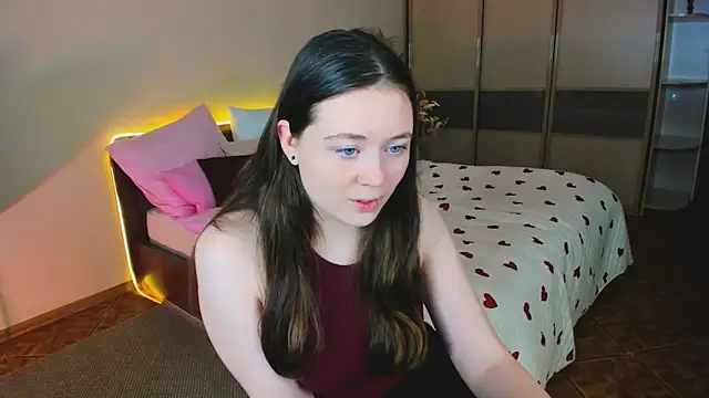 AlluringLookk online show from April 10, 12:21 pm