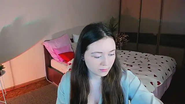 AlluringLookk online show from April 12, 4:45 pm