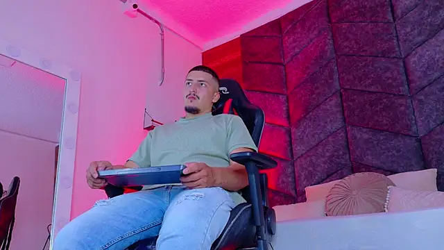 MrFox   online show from February 21, 7:48 pm