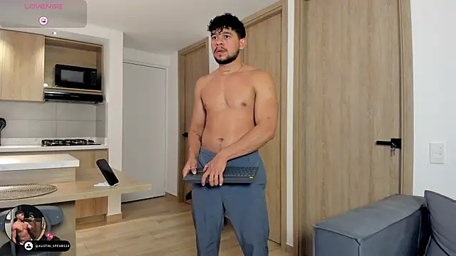 austin spears  online show from April 12, 12:26 am