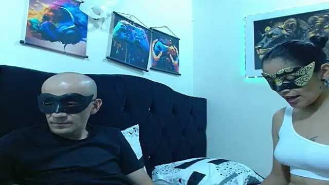 Snapshot of coplehot27 chatting on July 26, 9:54 pm coplehot27 online show from July 26, 9:54 pm