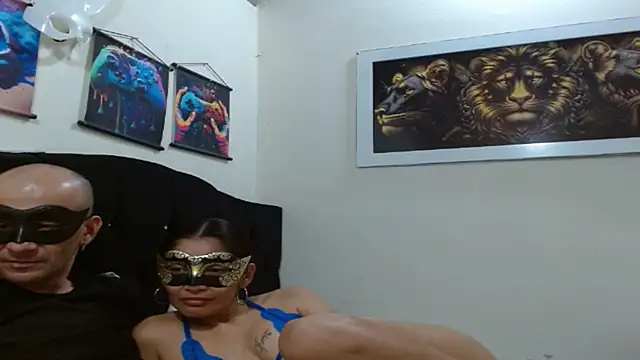 Snapshot of coplehot27 chatting on July 28, 3:21 pm coplehot27 online show from July 28, 3:21 pm